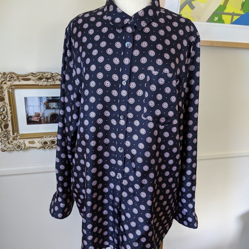 Banana Republic silk blouse. XL. EUC.